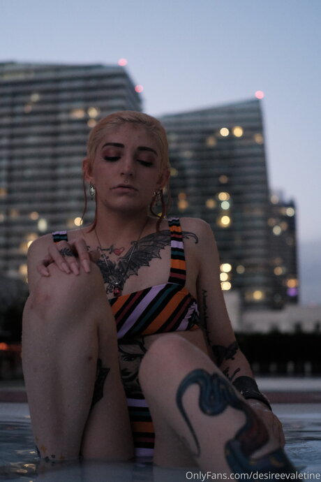 DollFaceDesy pornstar hot images