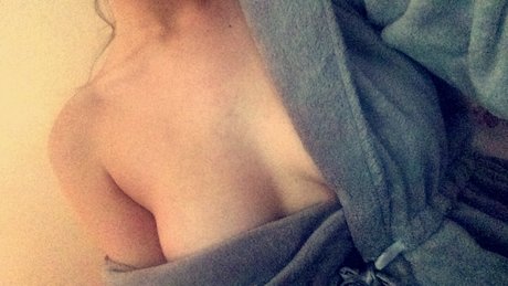 Rachel Elisha_ model img