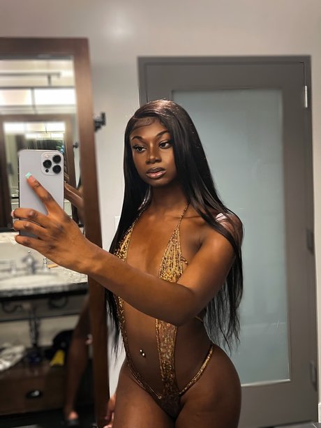 Realifebunny pornstar galleries