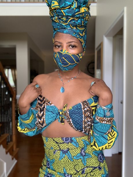 The Manifesting Beauty xxx actress photo