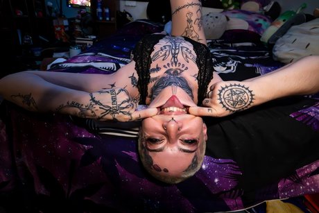 Ditzy Pixie perfect pornstar gallery