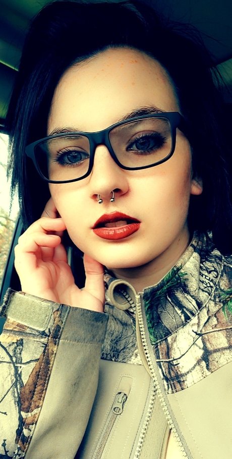 Ray Jae model perfect pics