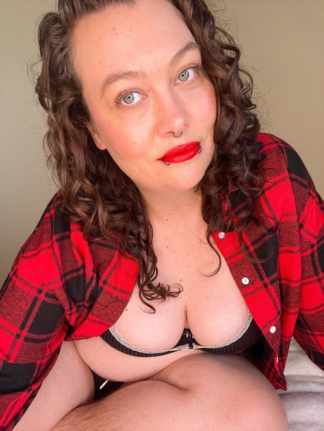 Ramona Axel model erotic pic