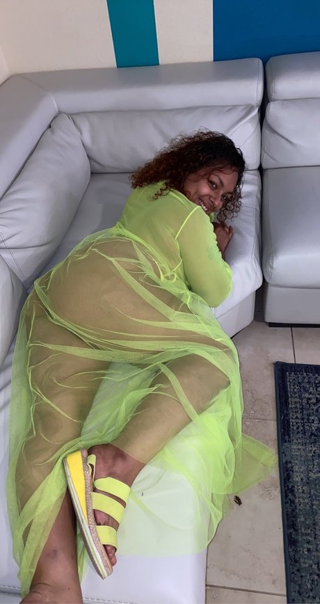 Milflady369 model exclusive photos