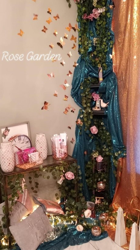 Rhonda s Glam Trap star high quality photos