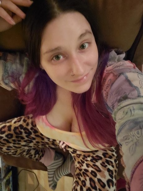 Rhiannon Exotic pornstar sexy pic