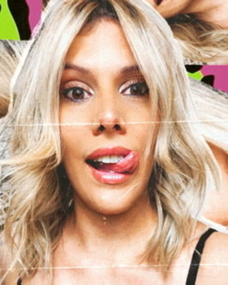 Natyniklos2 model pornographic picture