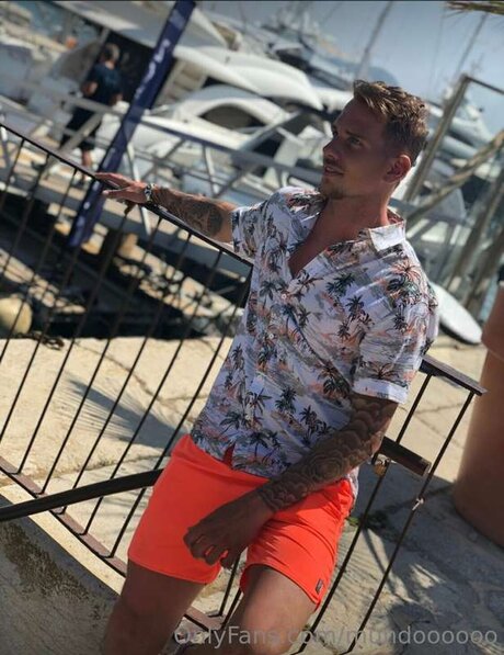 Remon69 nude pornstar archive