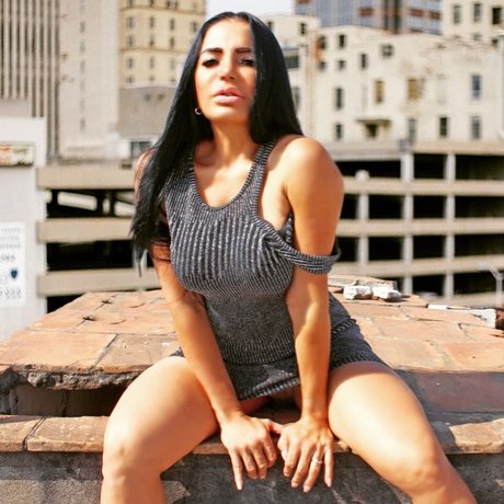 Reina Latina star pornographic pictures