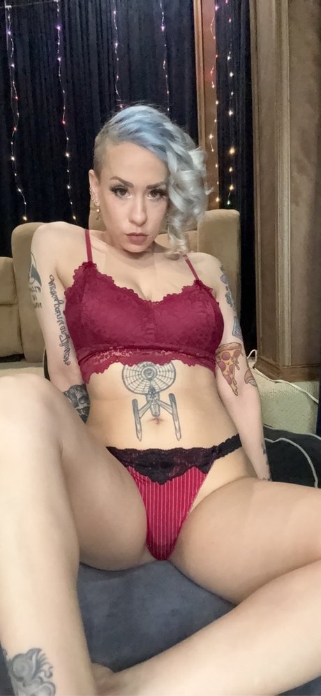 Reilly Nelson star nice pictures