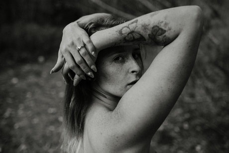 Reddx o model nude photo