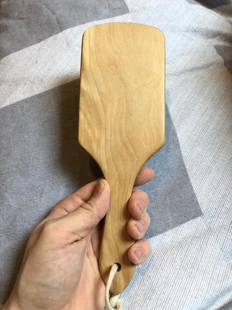 The girl with the red bottom model nude pics