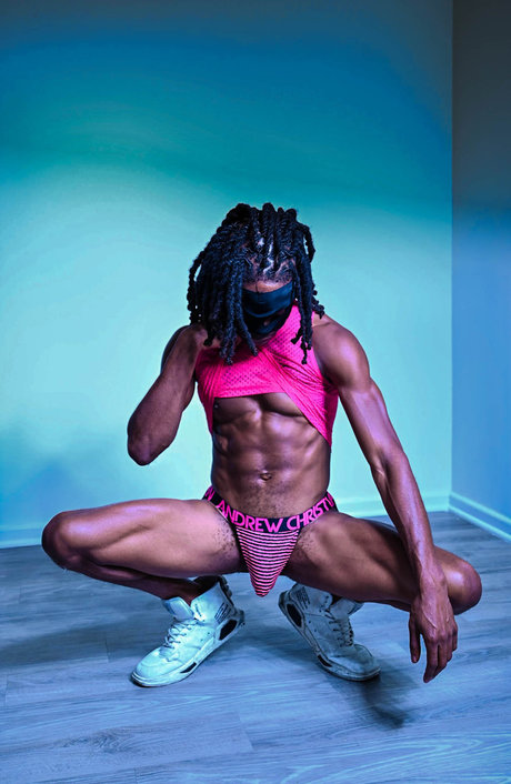 Rosco Thicc art star pictures