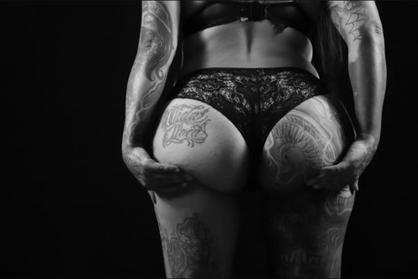 Rosa Nava model pretty image