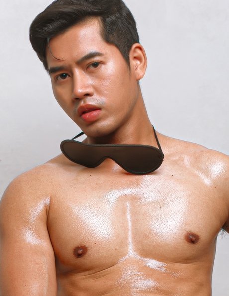 Ron Apichat star nudes photos