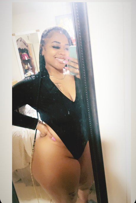 Roget Dipped In Caramel_ model porn photo