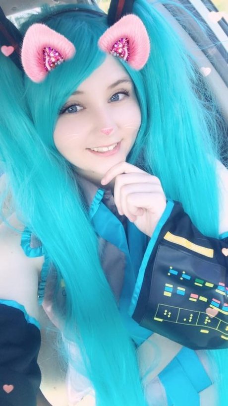 RinaMae star pornographic pic