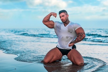 Ricky Leo xxx pornstar img