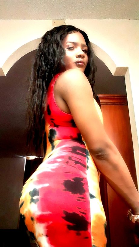 Roxanne MAGNUM model best photos