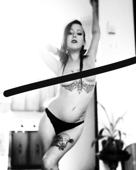 roxxxay pornstar nude image