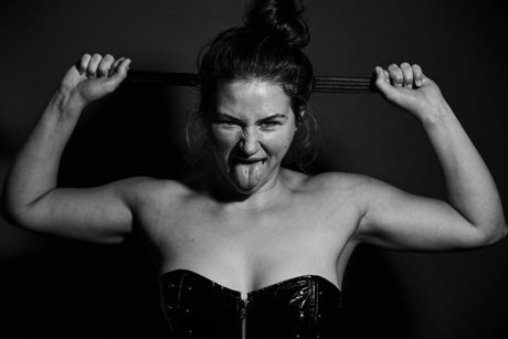 Lionne Rouge nude actress images