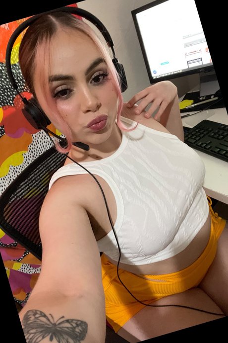 blonde hot wife onlyfans free xxx archive