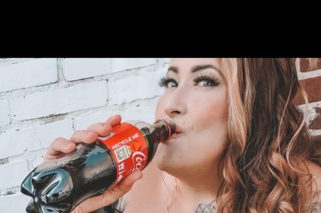 Sally O MalleyVIP beautiful star photos