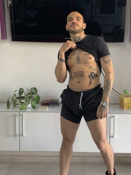 Sadosantos pornstar exclusive img