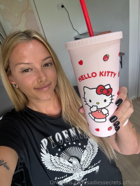 Sadiessecrets_ beautiful model photo