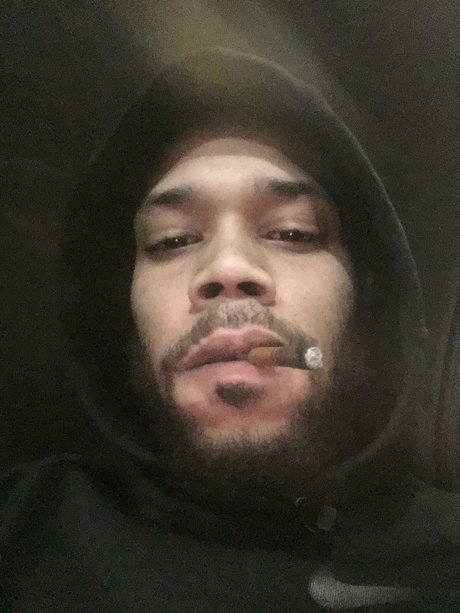 S2VONT pornstar xxx img