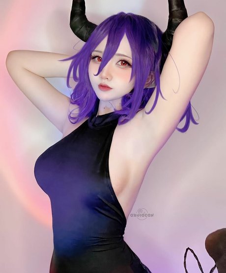 Azulachan erotic model image