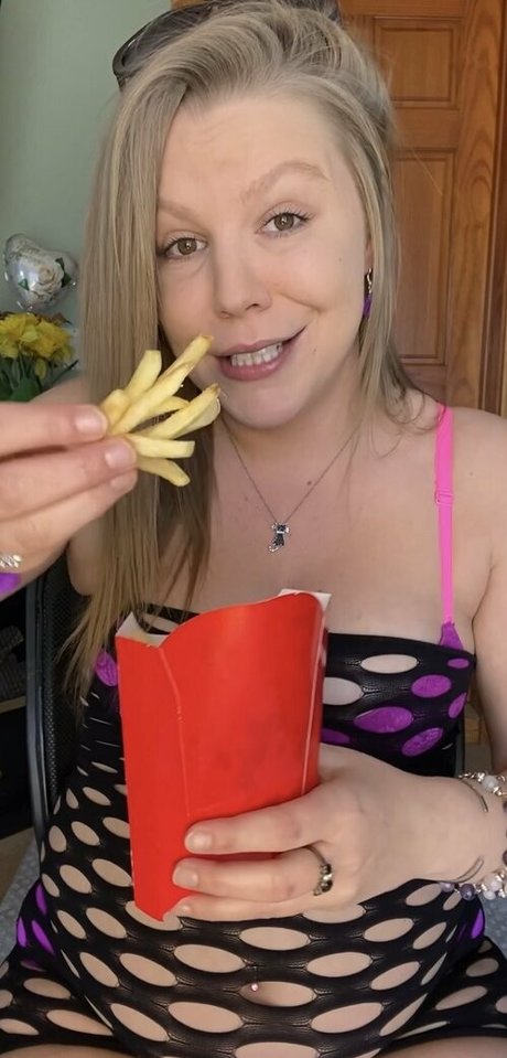 spy onlyfans nudes image