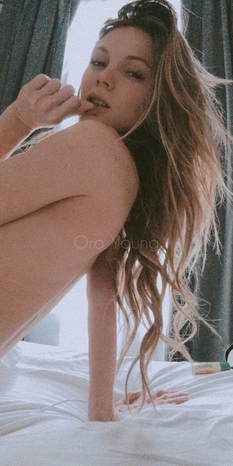 onlyora nudes model photo