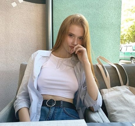 Katya Sitak model adult picture