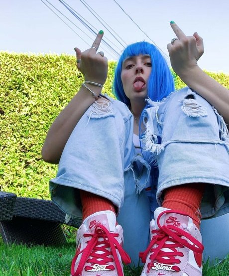 Ashnikko sex actress images