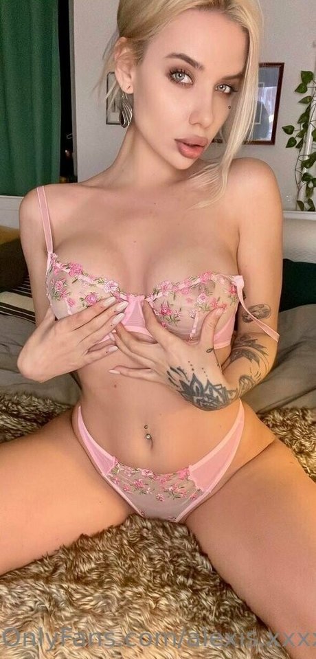 black kitty onlyfans sexy nude images