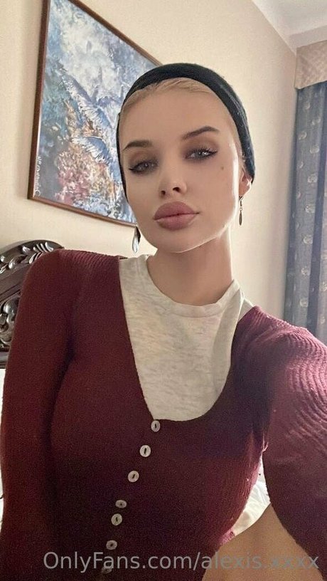 alexis xxxx model hd img