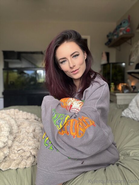 kylerquinnporn porn model gallery