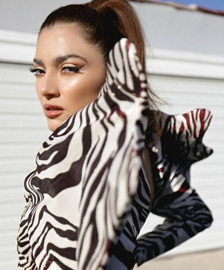 Blanca Blanco nude pornstar images