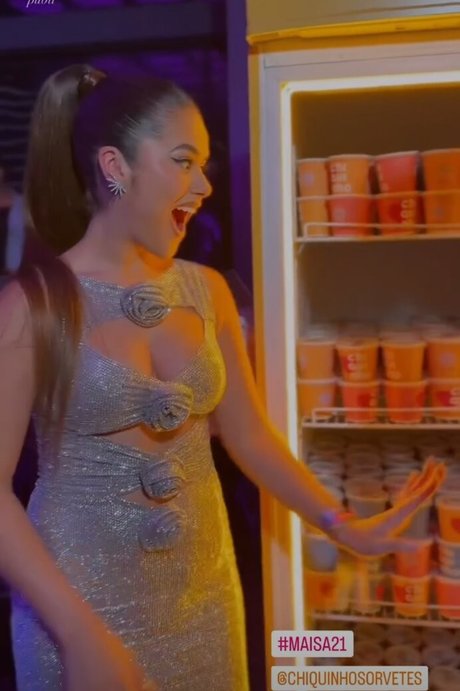 Maisa Silva pornographic model images