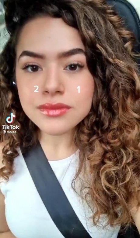 Maisa Silva star exclusive archive