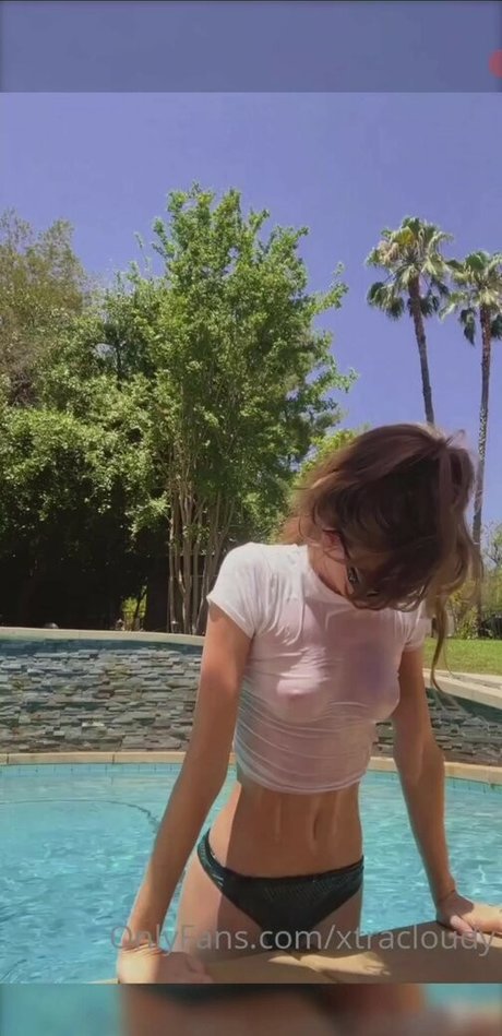 Xtracloudy art model pic