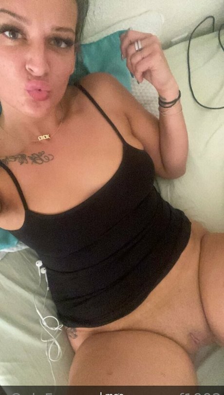 sassyyaf1992 star gallery