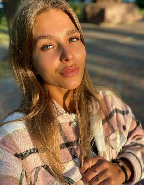 tiny tits onlyfans porno img