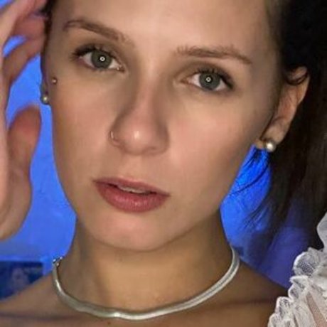 babylizz sexy actress picture