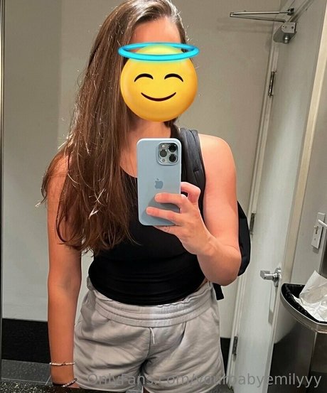 yourbabyemilyyy pornstar hot archive