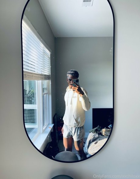 xx chilo model pretty photo