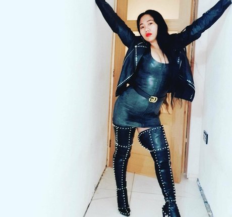 msspinay top actress img