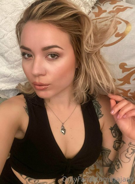 gajasg star erotic image