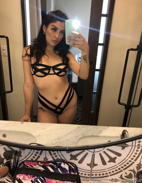 theluckyslut star adult images